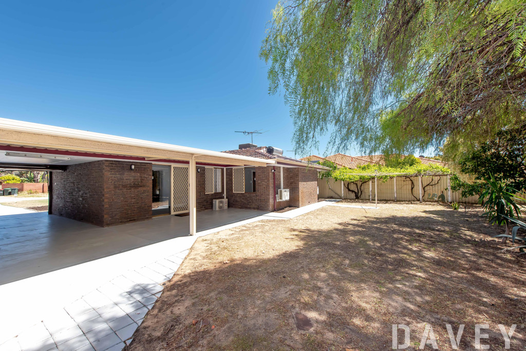 33 Garnkirk Road, Greenwood - Thumbnail 3