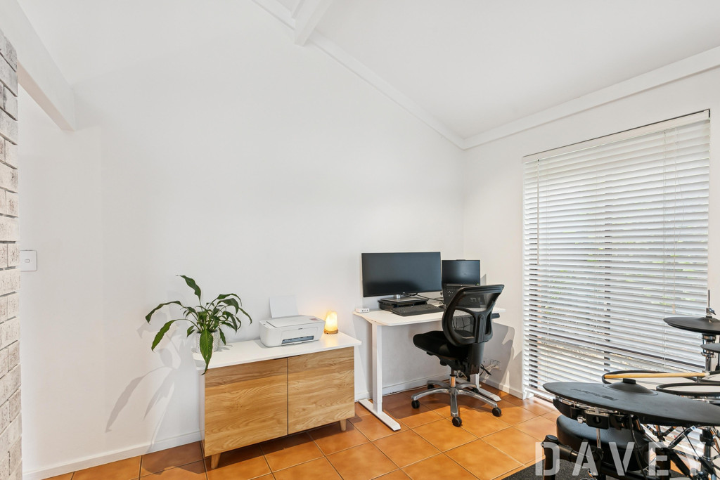 32 Bracadale Avenue, Duncraig - Thumbnail 3
