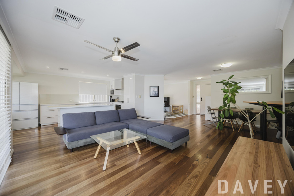 15 Fernwood Square, Padbury - Thumbnail 2
