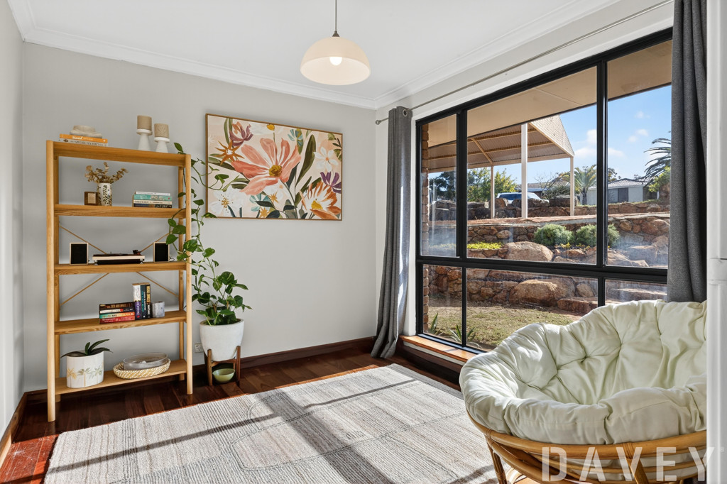 30 Bracadale Avenue, Duncraig - Thumbnail 4
