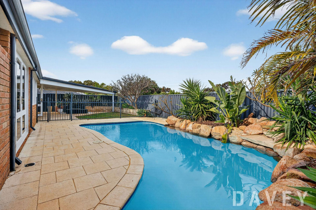 30 Bracadale Avenue, Duncraig - Thumbnail 8