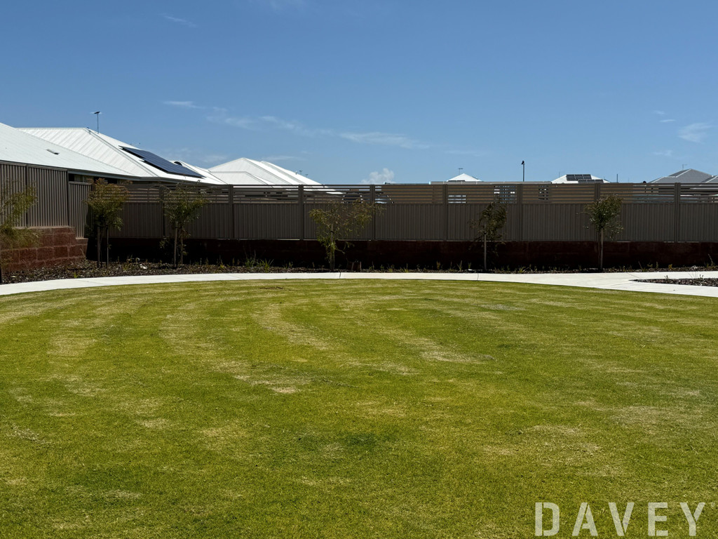 25 Vasto Loop, Hammond Park - Thumbnail 2