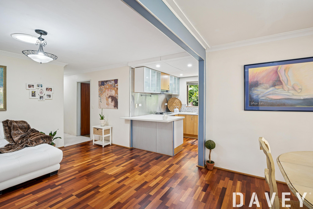 6B Lennoxtown Road, Duncraig - Thumbnail 3