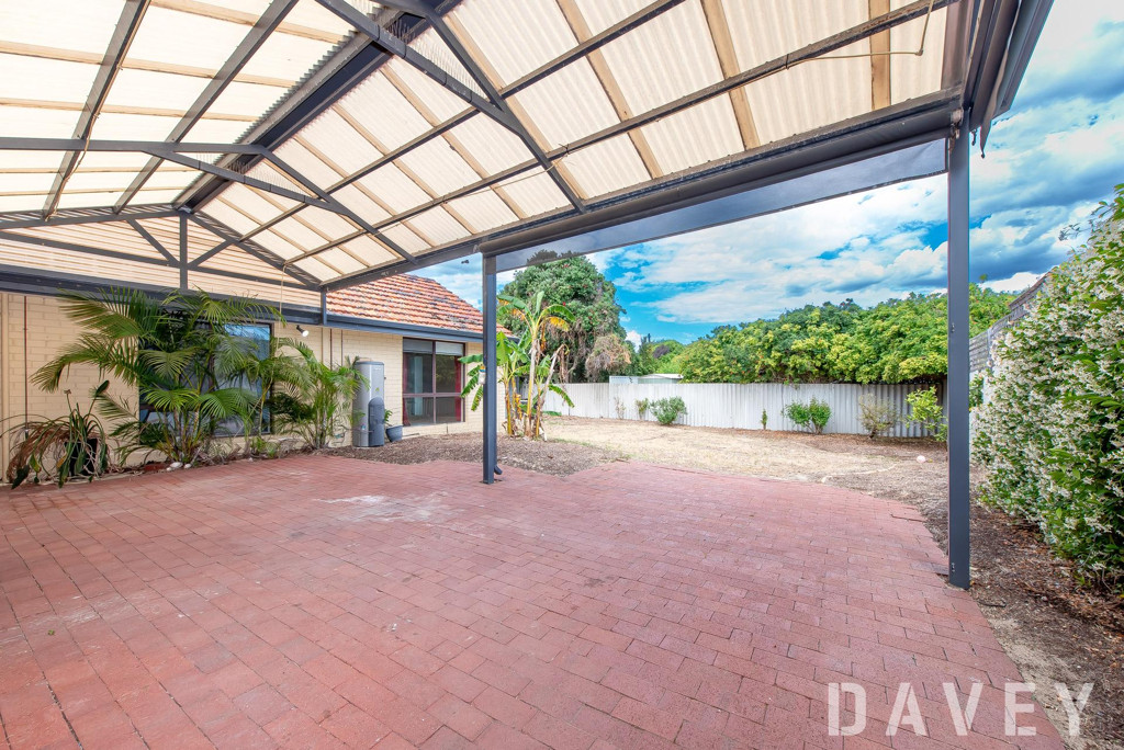 22 Leichhardt Avenue, Padbury - Thumbnail 4