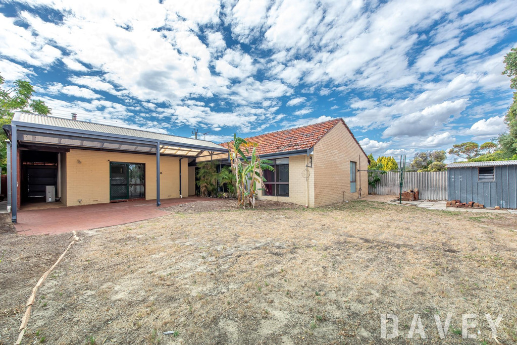 22 Leichhardt Avenue, Padbury - Thumbnail 3
