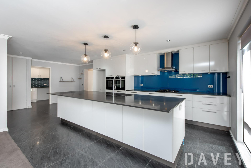22 Leichhardt Avenue, Padbury - Thumbnail 7