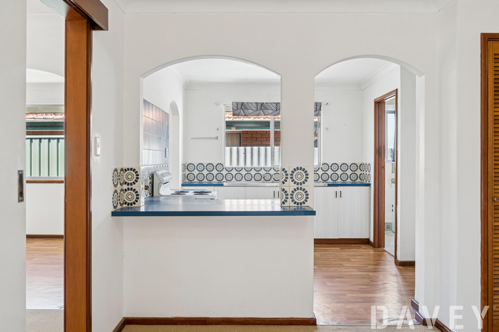 2 Erica Court, Greenwood - Thumbnail 7