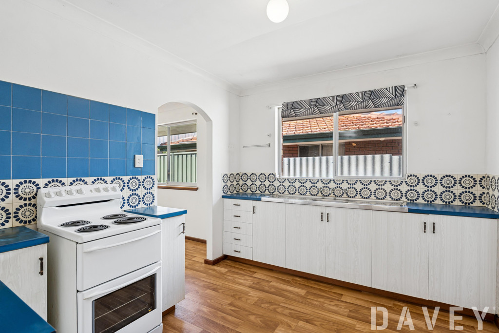2 Erica Court, Greenwood - Thumbnail 8