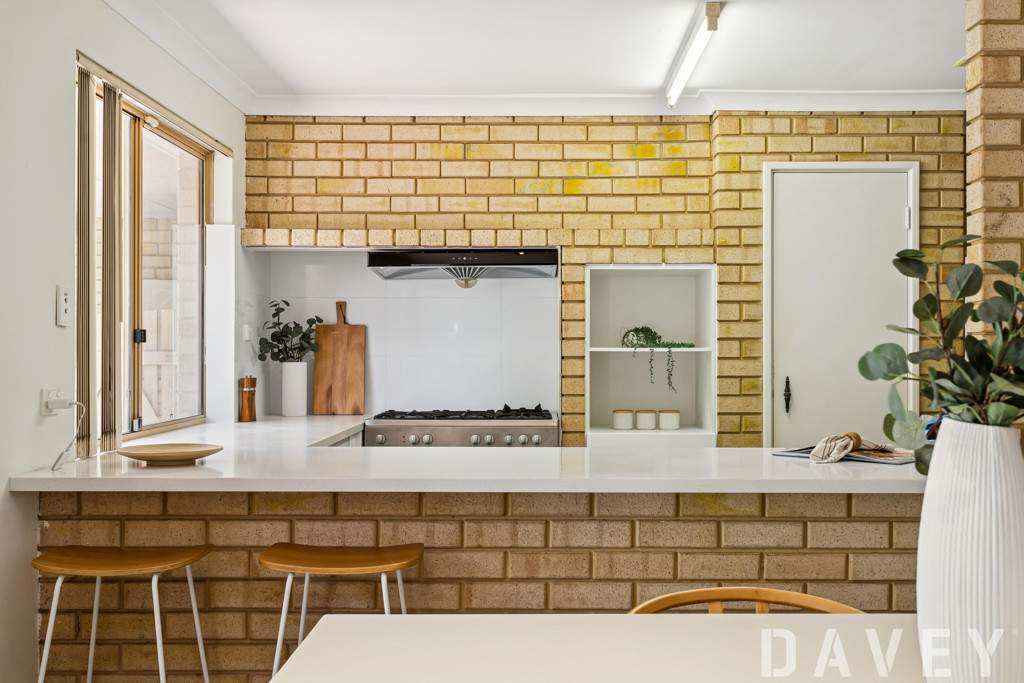 17 Lockyer Court, Duncraig - Thumbnail 4