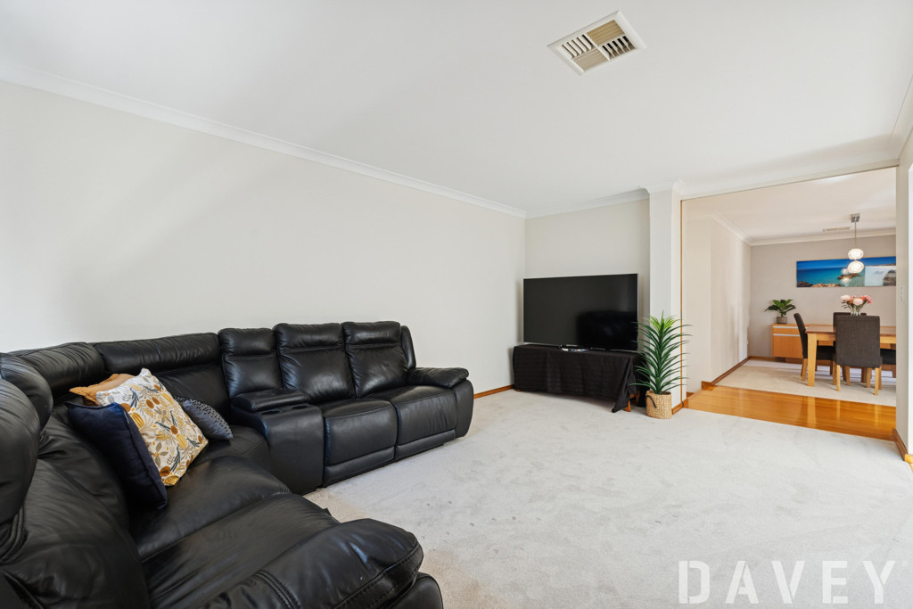 31 Ferncroft Way, Kingsley - Thumbnail 8
