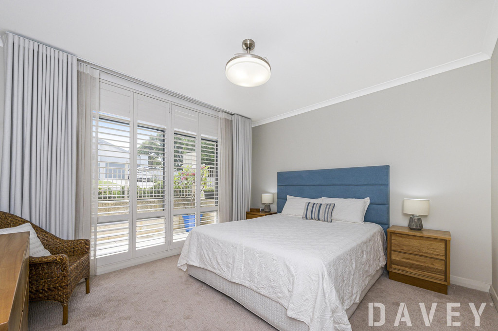 52 Ada Street, Watermans Bay - Thumbnail 6