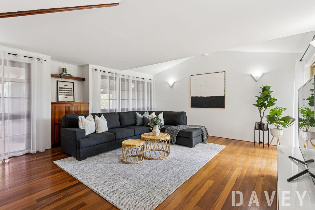5 Oban Court, Duncraig - Thumbnail 3
