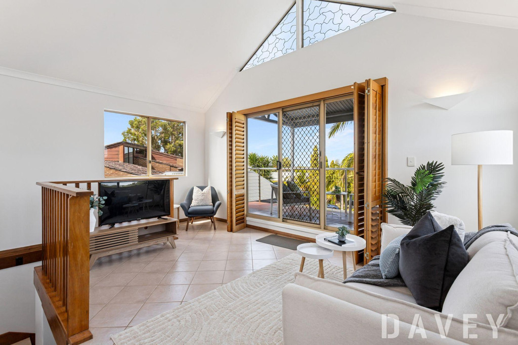 5 Oban Court, Duncraig - Thumbnail 5