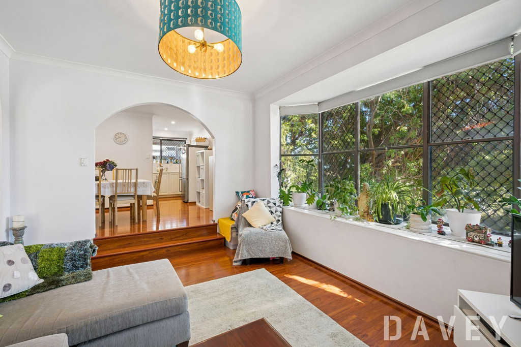 10/136 Roberts Street, Joondanna - Thumbnail 2
