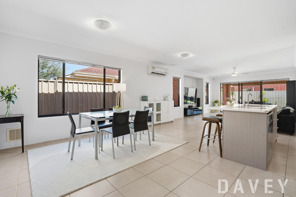 3A Churt Place, Morley - Thumbnail 3