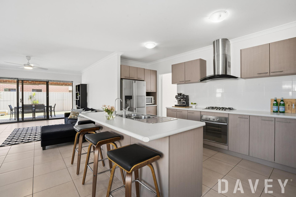 3A Churt Place, Morley - Thumbnail 4
