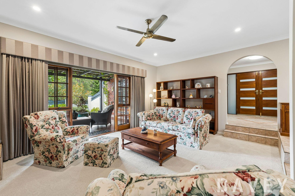 8 Illawong Way, Kingsley - Thumbnail 7