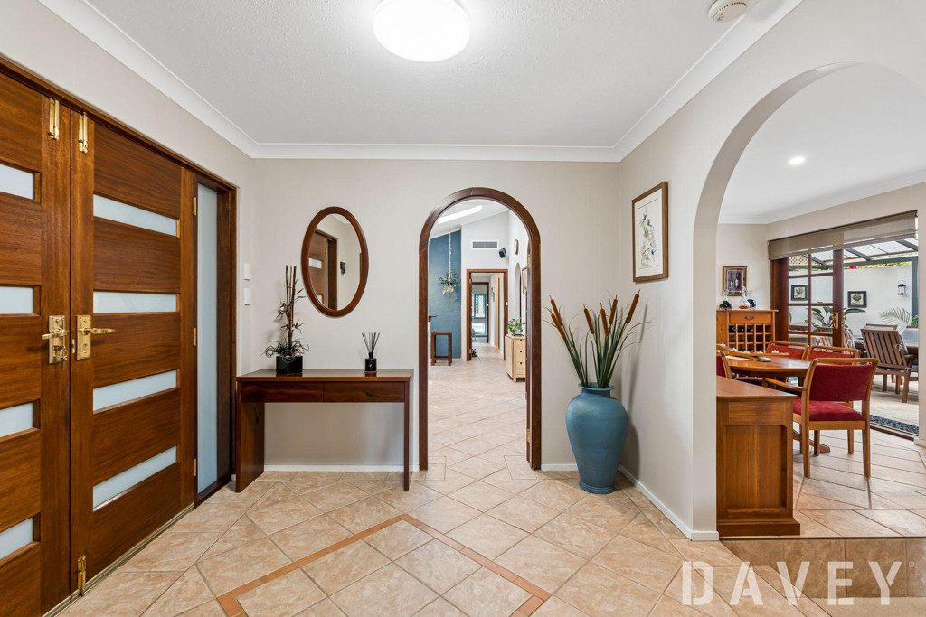 8 Illawong Way, Kingsley - Thumbnail 6