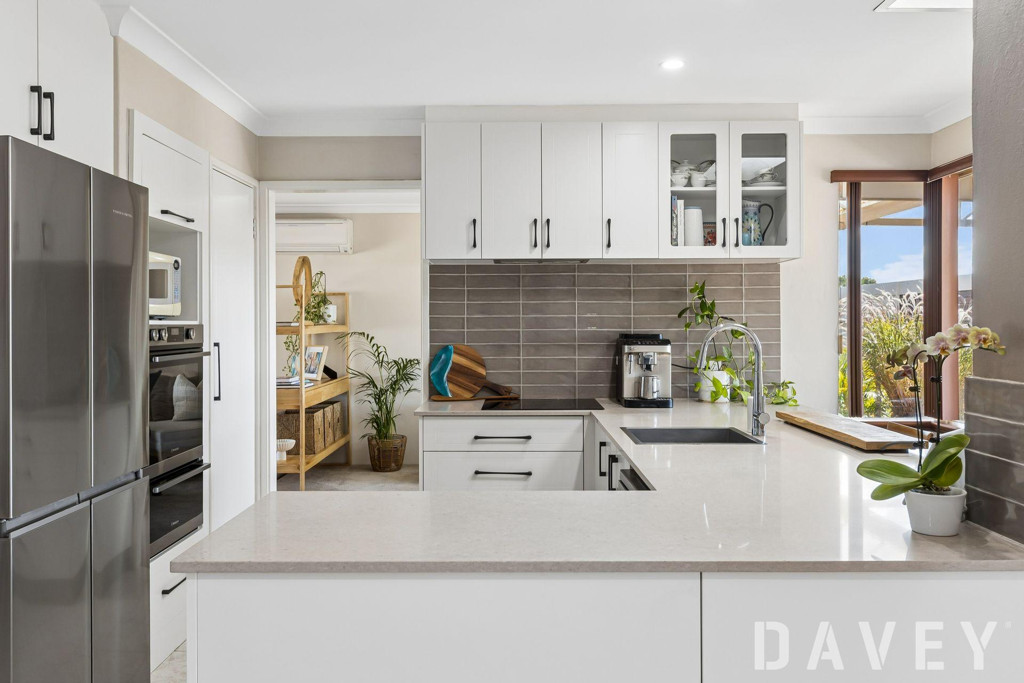 18 Chessington Way, Kingsley - Thumbnail 8