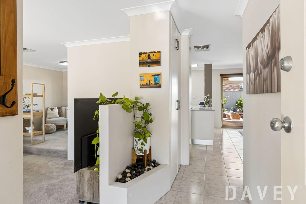 18 Chessington Way, Kingsley - Thumbnail 5