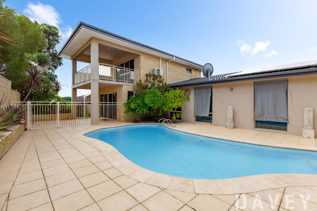 24 Kennedy Way, Padbury - Thumbnail 2