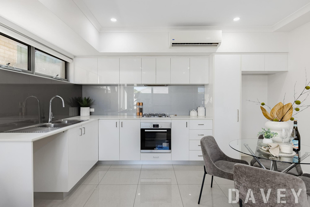 3/29 Birdwood Street, Innaloo - Thumbnail 2