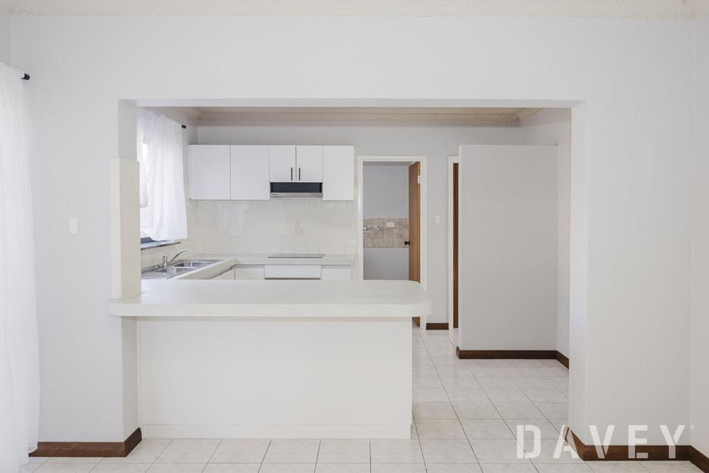 2/22 Ewen Street, Scarborough - Thumbnail 4