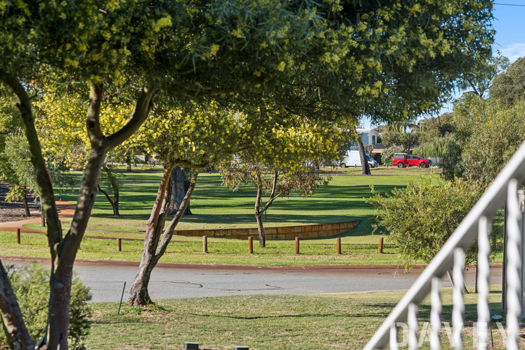 17 Churton Crescent, Warwick - Thumbnail 8