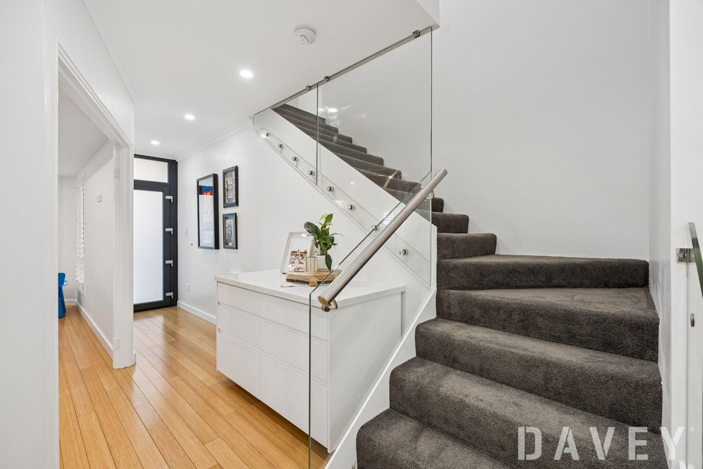 158 Sackville Terrace, Doubleview - Thumbnail 2