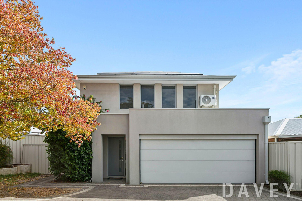 3/4 Langley Place, Innaloo - Image 1