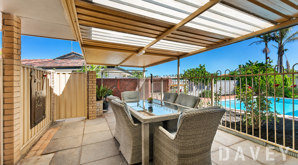 13 Marri Road, Duncraig - Thumbnail 2