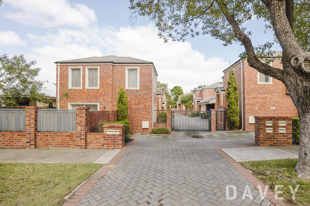 2/31 Windsor Street, Perth - Image 1