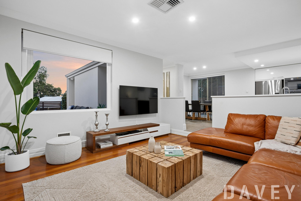 9 Yagoona Street, Duncraig - Thumbnail 2
