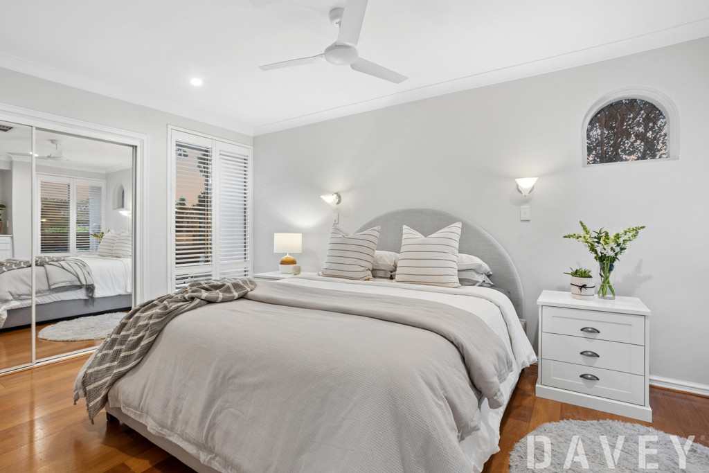 9 Yagoona Street, Duncraig - Thumbnail 3