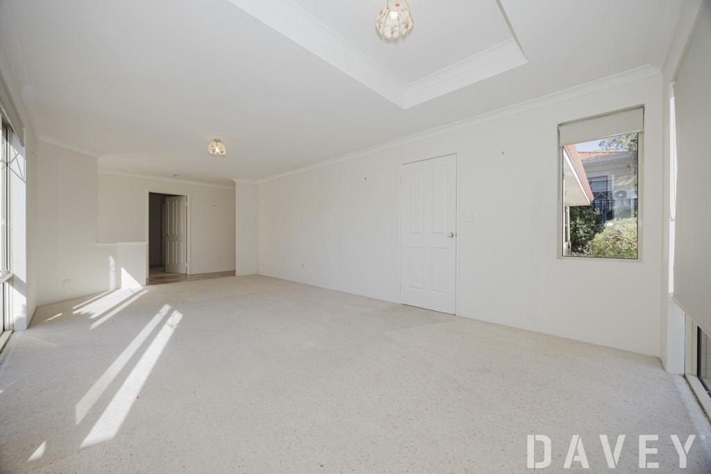 63 Alder Way, Duncraig - Thumbnail 2