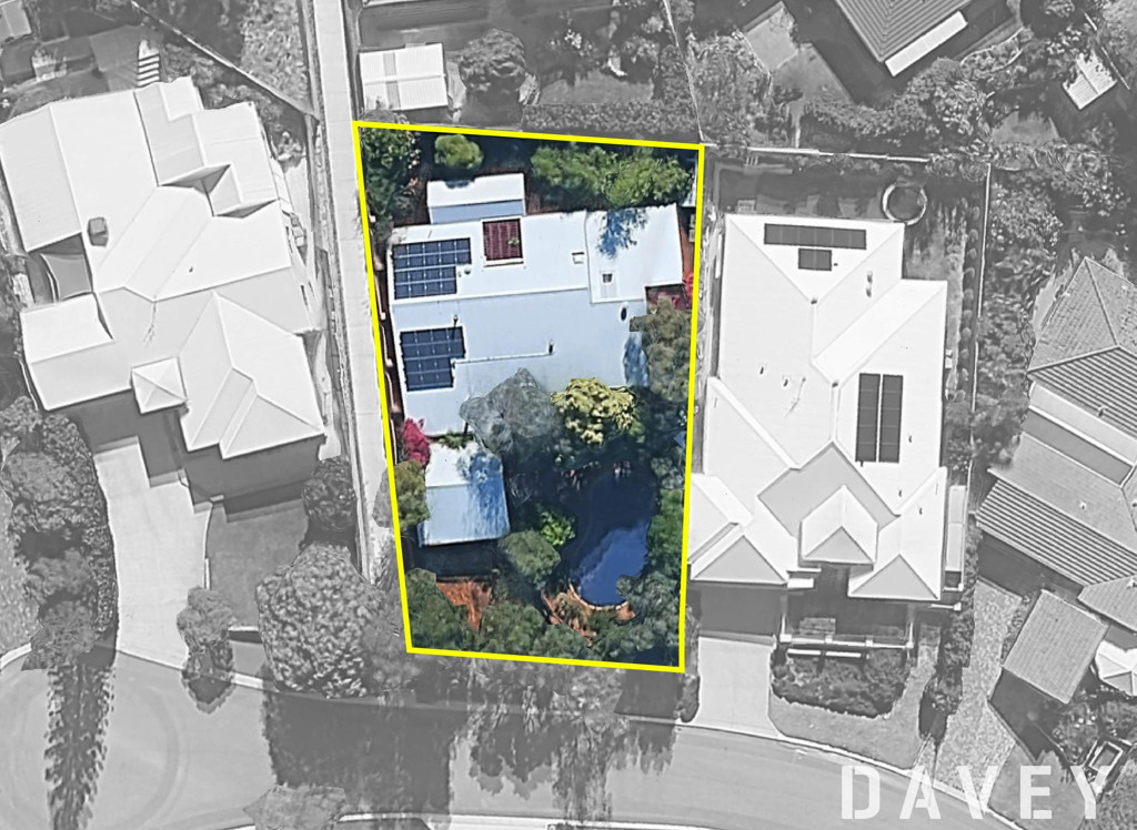 Duncraig, Duncraig - Image 1