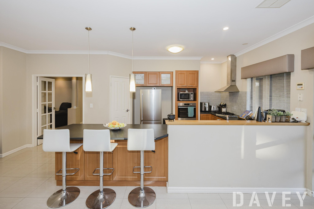 13 Mallee Way, Gwelup - Thumbnail 8