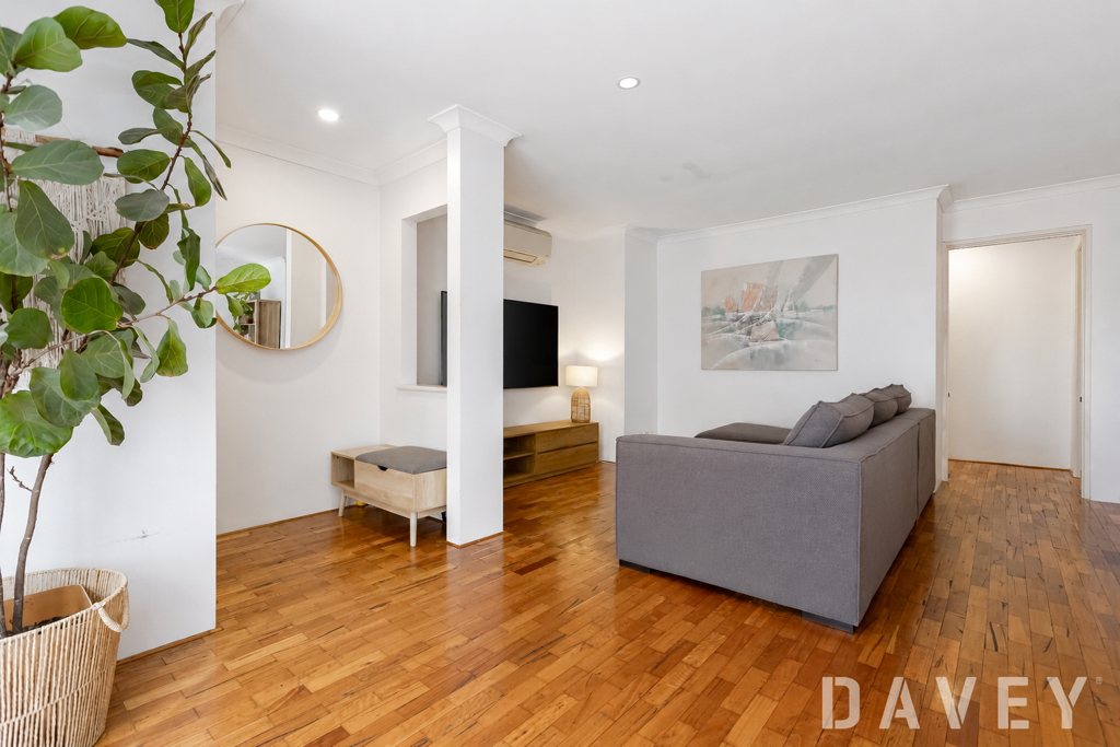 1/63 Langley Crescent, Innaloo - Image 1