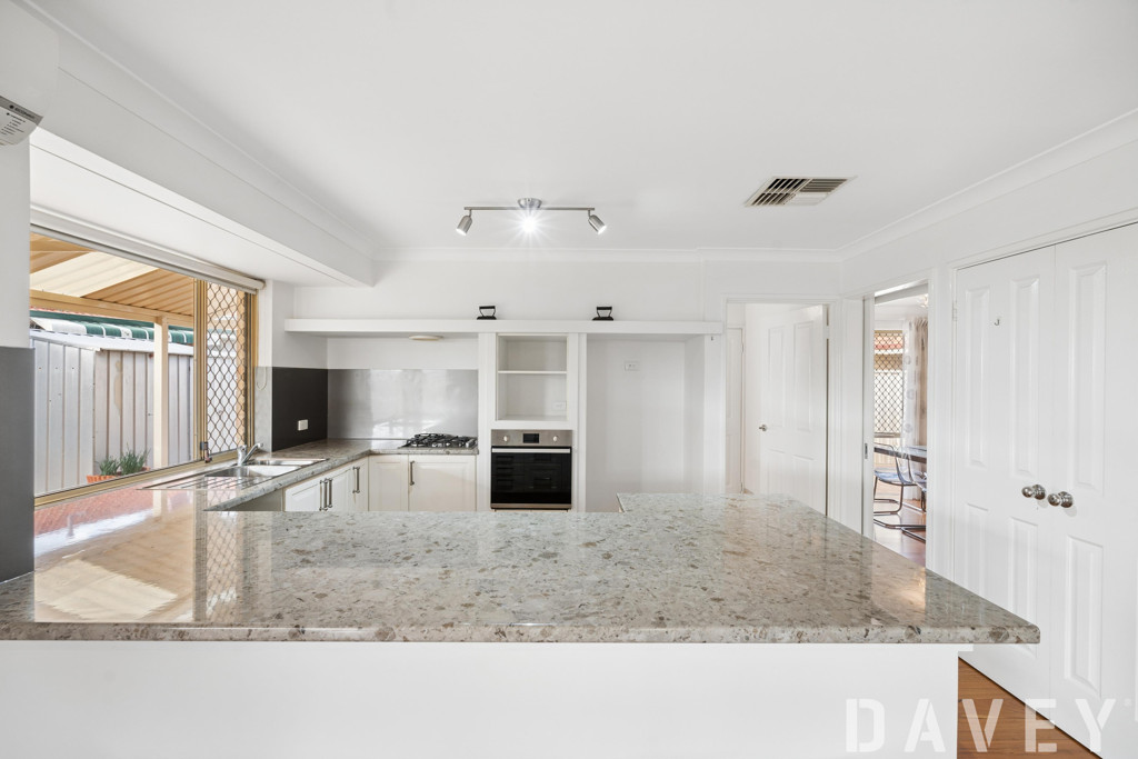 39A Lyell Grove, Woodvale - Thumbnail 2