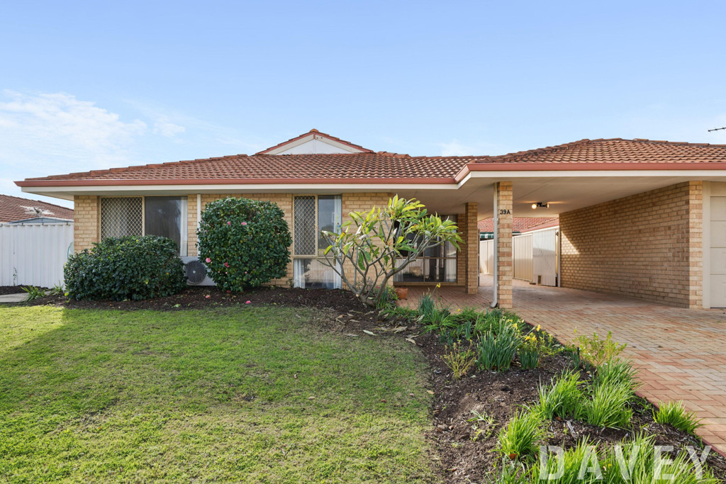 39A Lyell Grove, Woodvale - Image 1
