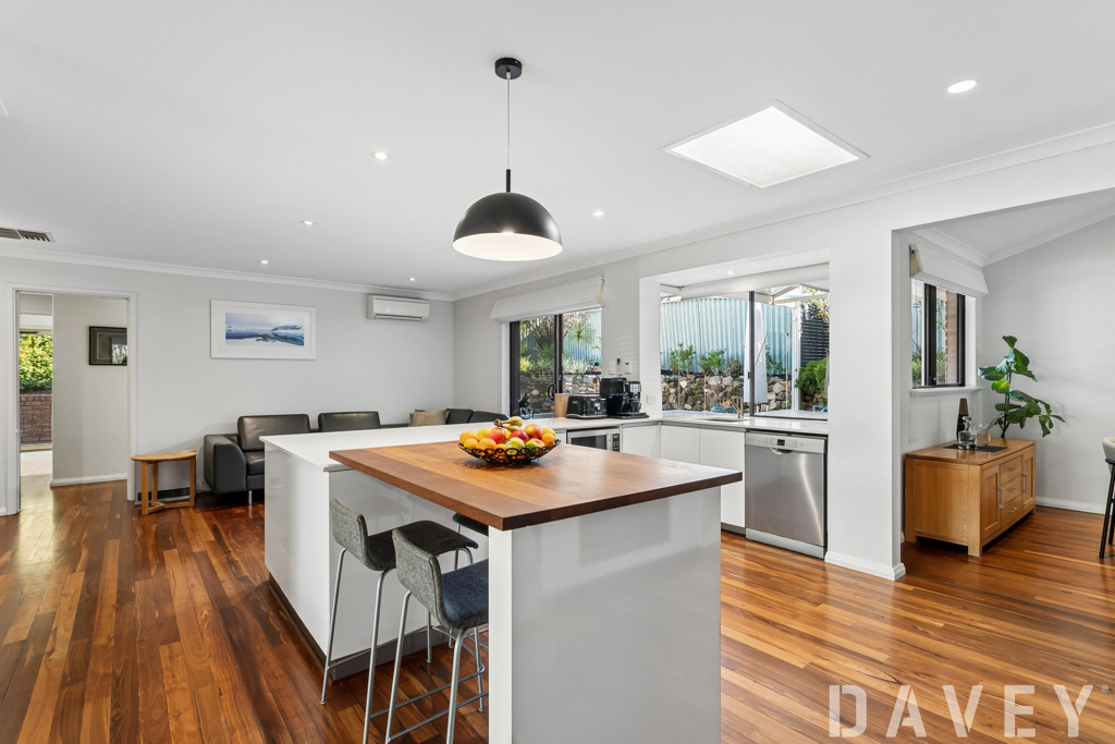 55 Goollelal Drive, Kingsley - Thumbnail 4
