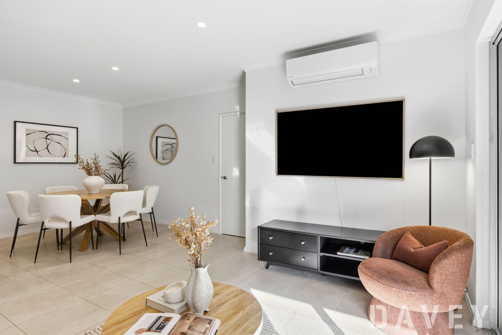 30A Laurence Road, Innaloo - Image 1