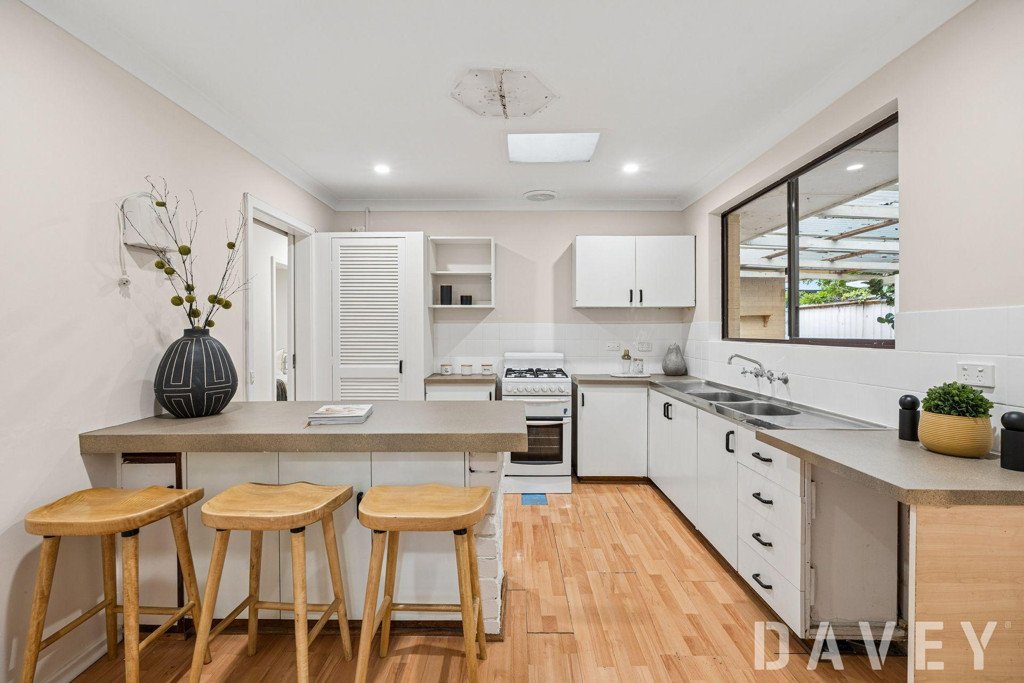 8 Braden Way, Marmion - Thumbnail 6