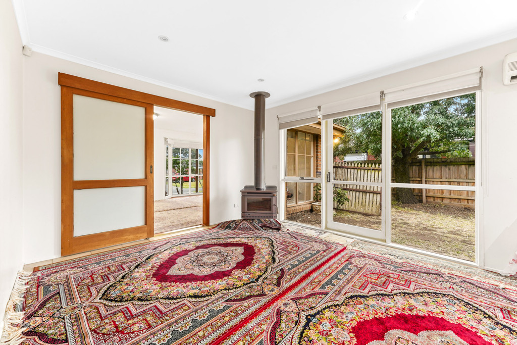 14 Bradley Court, Hampton Park - Thumbnail 3