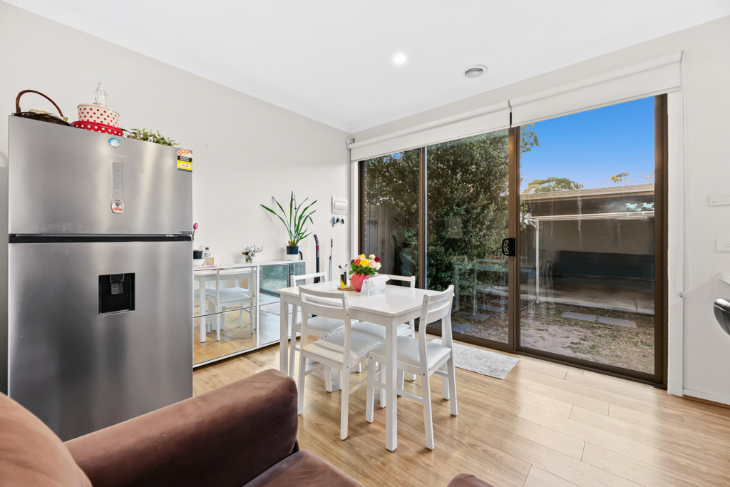 4 Braddon Way, Lynbrook - Thumbnail 5