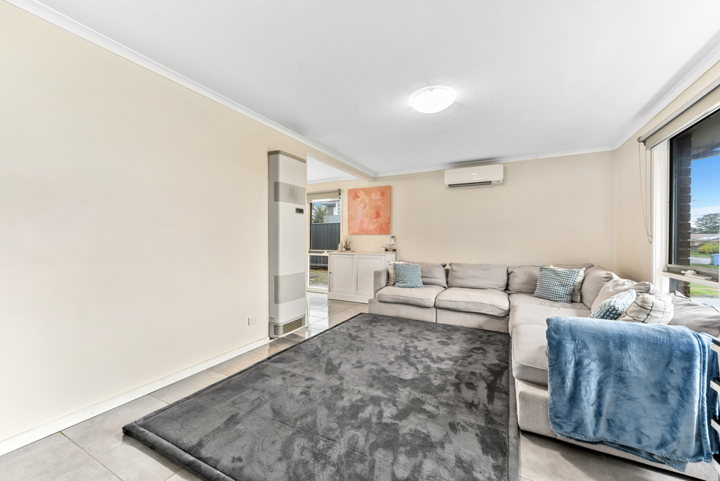 16 Plateau Crescent, Hampton Park - Thumbnail 2