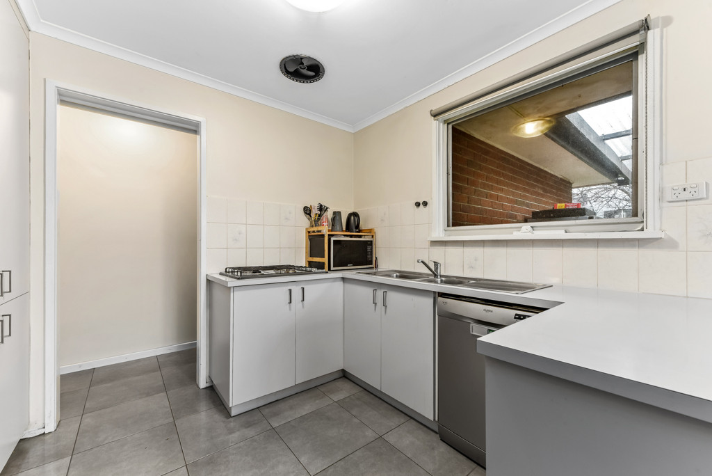 16 Plateau Crescent, Hampton Park - Thumbnail 6