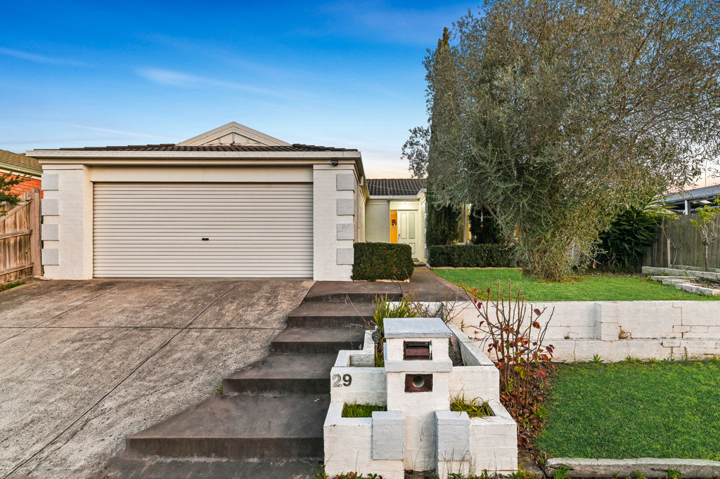 29 Lassiter Court, Narre Warren South - Image 1