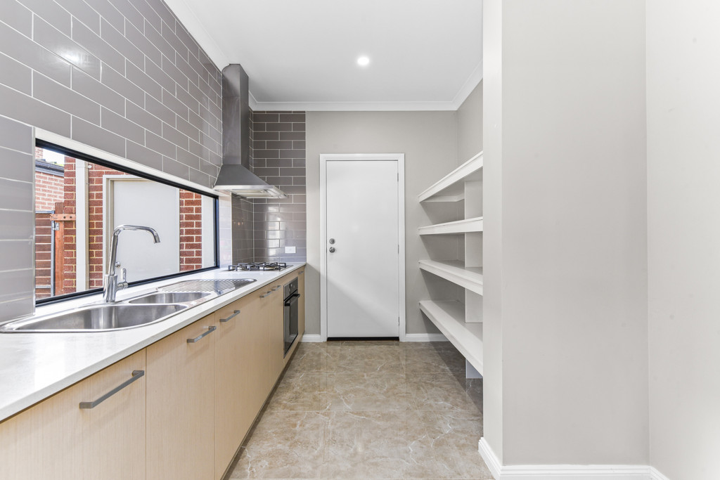 22 Leafy Circuit, Cranbourne East - Thumbnail 4