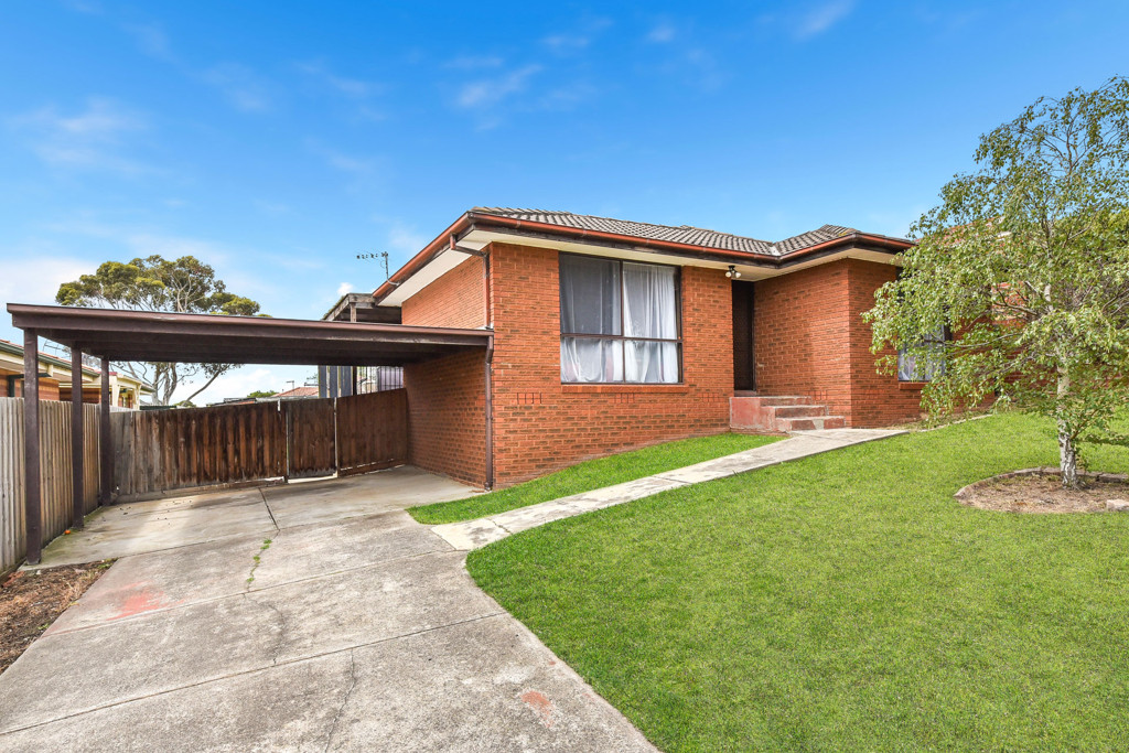8 Kensington Court, Hampton Park - Thumbnail 2